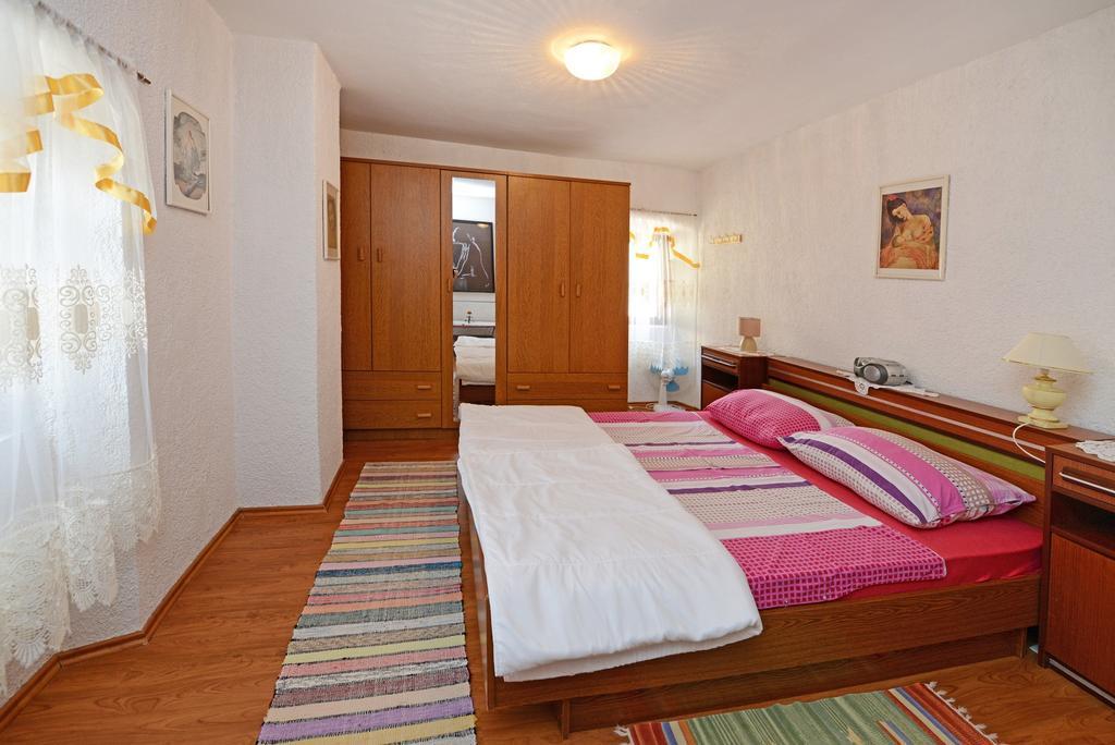 Maja Apartment Višnjan Buitenkant foto