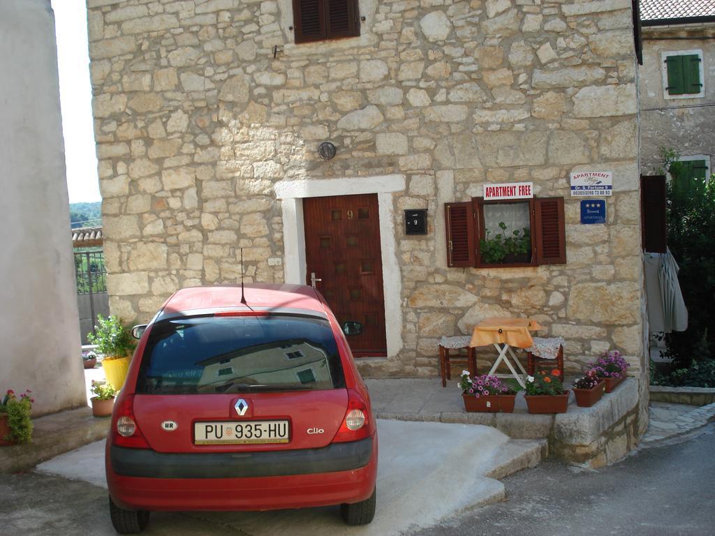 Maja Apartment Višnjan Buitenkant foto